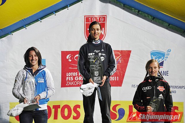 068 Podium konkursu kobiet